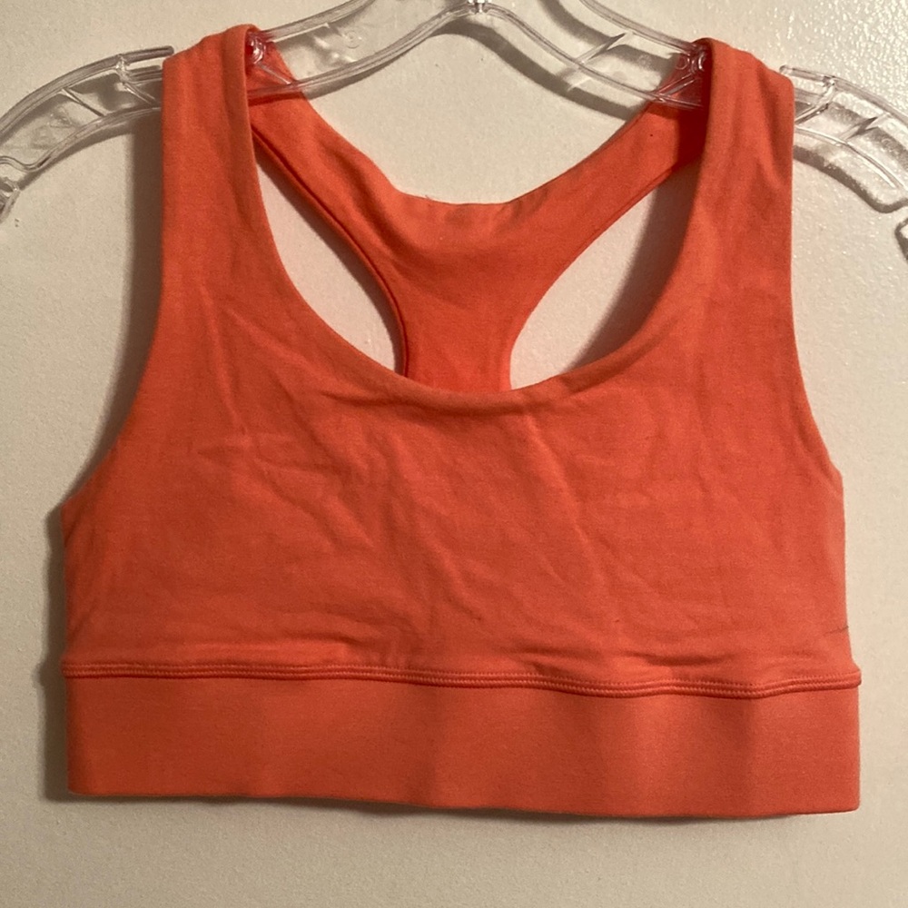 Hanes Women’s Sports Bra (size S) NWOT